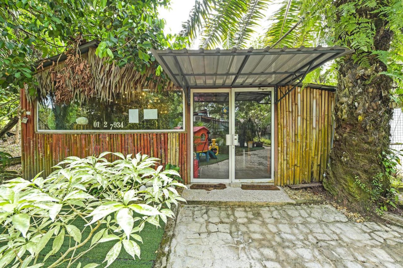 Oyo 90636 Teratak Zakiah Chalet Jerantut Zewnętrze zdjęcie